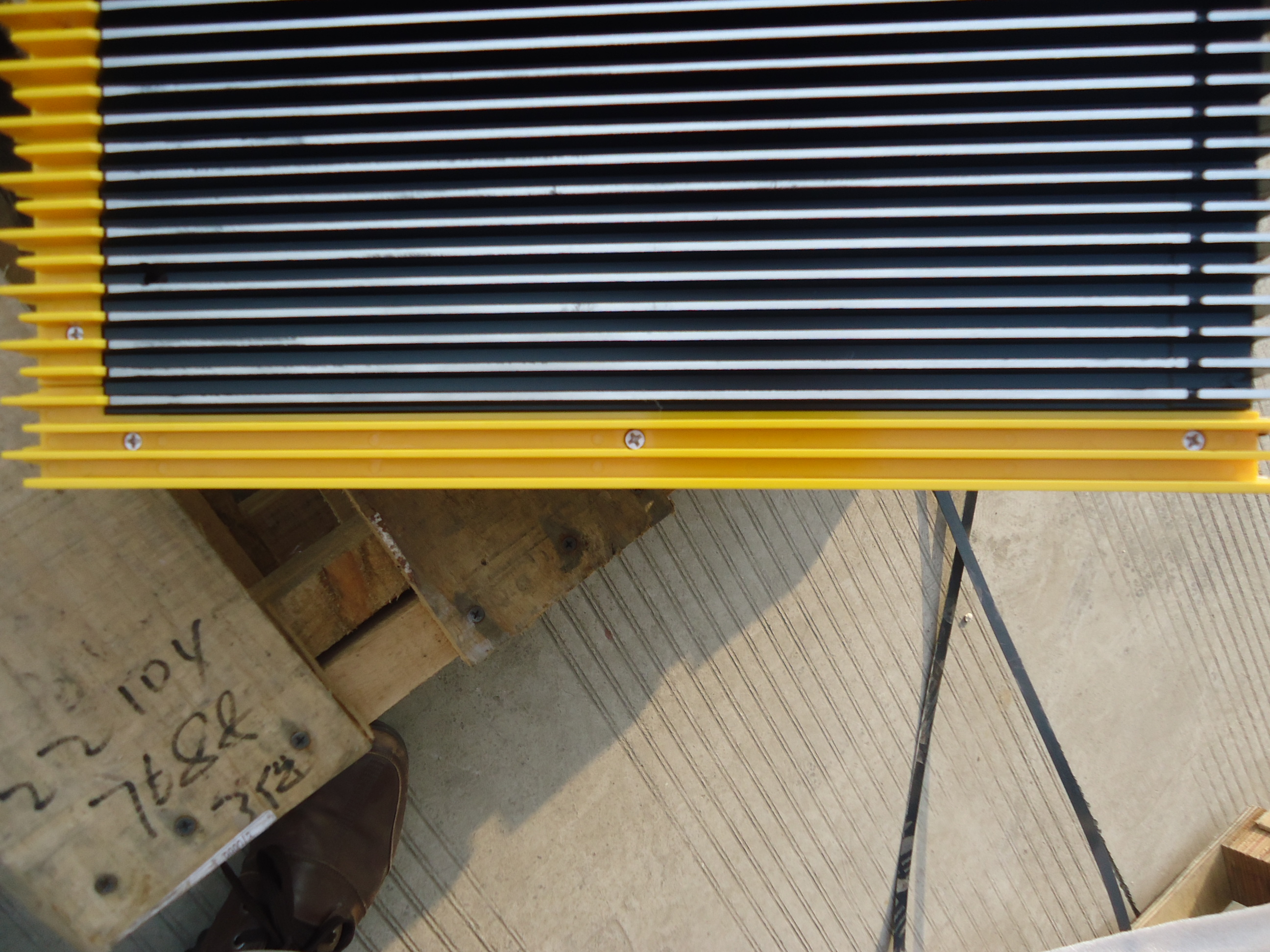 现代铝合金梯级 